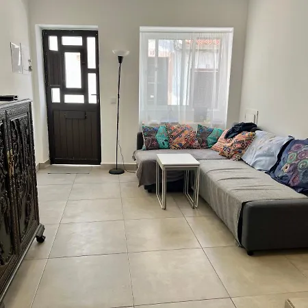 Casa Menna Лагуш